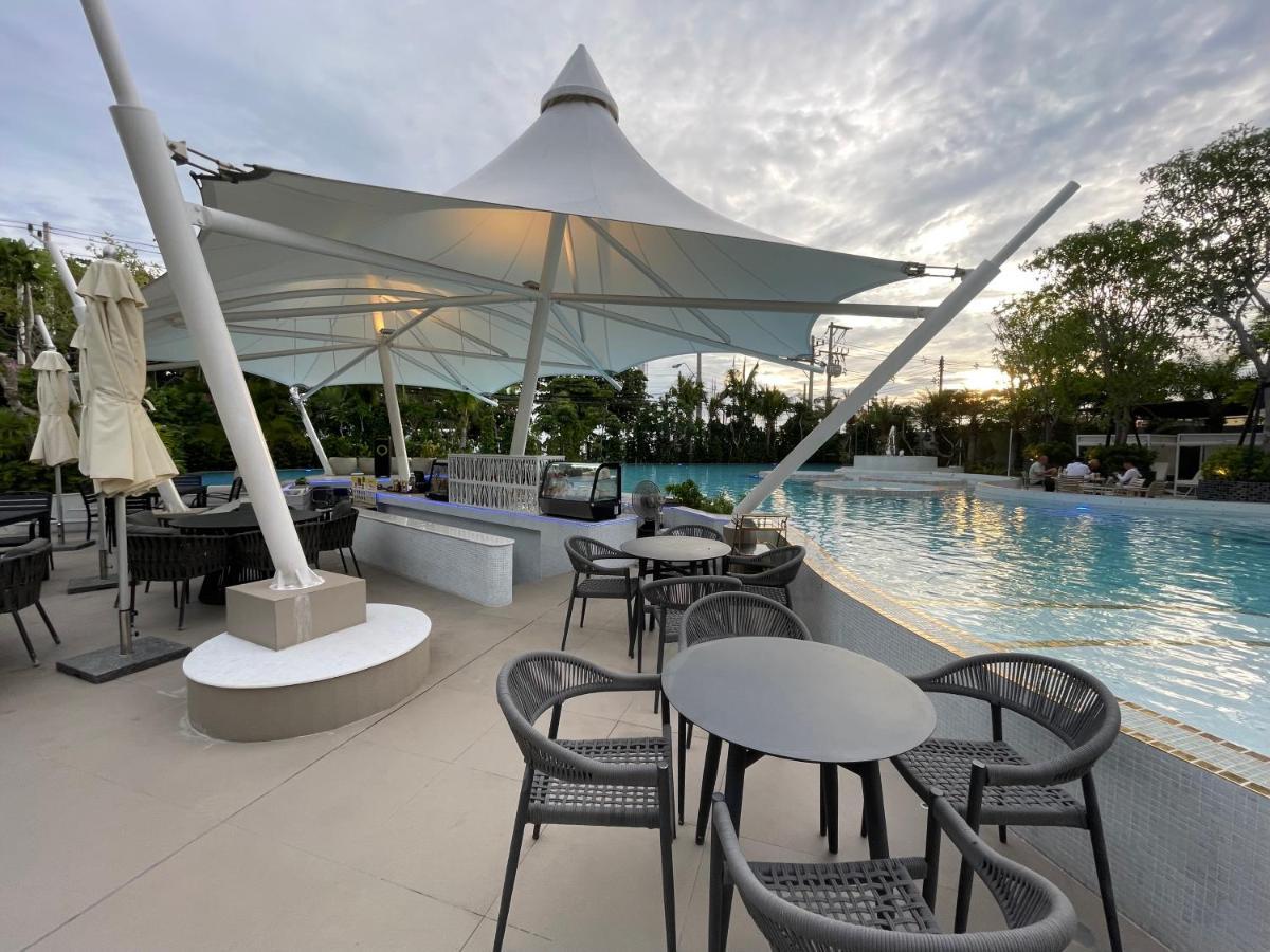 Copacabana Jomtien Beach High Floor Exterior photo